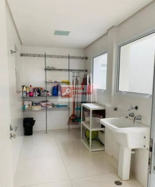 Casa de Condomínio com 5 quartos à venda, 840m2 em Parque Terra Nova II, Sao Bernardo Do Campo - SP - imagem 6 Foto 6 de Casa de Condomínio com 5 quartos à venda, 840m2 em Parque Terra Nova II, Sao Bernardo Do Campo - SP