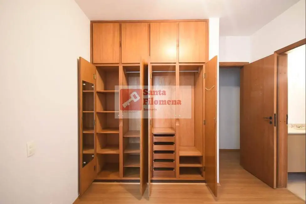 Apartamento com 3 quartos à venda, 237m2 em Real Parque, São Paulo - SP - imagem 4 Foto 4 de Apartamento com 3 quartos à venda, 237m2 em Real Parque, São Paulo - SP