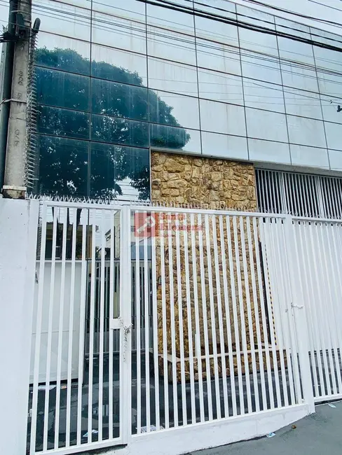 Armazém / Galpão à venda, 715m2 em Vila Palmares, Santo Andre - SP - imagem 3 Foto 3 de Armazém / Galpão à venda, 715m2 em Vila Palmares, Santo Andre - SP