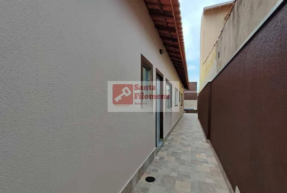 Foto 4 de Casa com 2 quartos à venda em Mongagua - SP