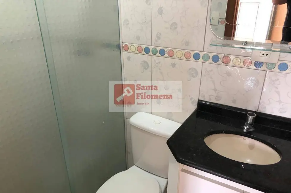 Sobrado com 2 quartos à venda, 107m2 em Vila Cecília Maria, Santo Andre - SP - imagem 4 Foto 4 de Sobrado com 2 quartos à venda, 107m2 em Vila Cecília Maria, Santo Andre - SP