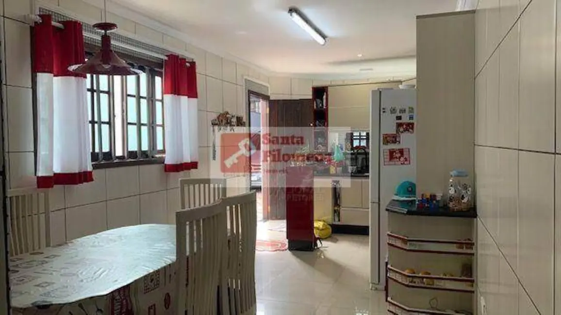 Sobrado com 3 quartos à venda, 250m2 em Parque Jaçatuba, Santo Andre - SP - imagem 2 Foto 2 de Sobrado com 3 quartos à venda, 250m2 em Parque Jaçatuba, Santo Andre - SP