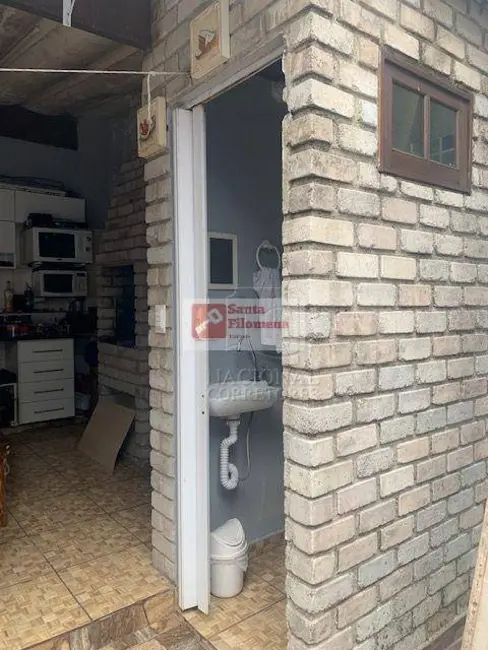 Sobrado com 3 quartos à venda, 250m2 em Parque Jaçatuba, Santo Andre - SP - imagem 5 Foto 5 de Sobrado com 3 quartos à venda, 250m2 em Parque Jaçatuba, Santo Andre - SP