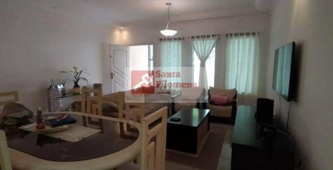 Sobrado com 3 quartos à venda, 125m2 em Bangú, Santo Andre - SP - imagem 4 Foto 4 de Sobrado com 3 quartos à venda, 125m2 em Bangú, Santo Andre - SP