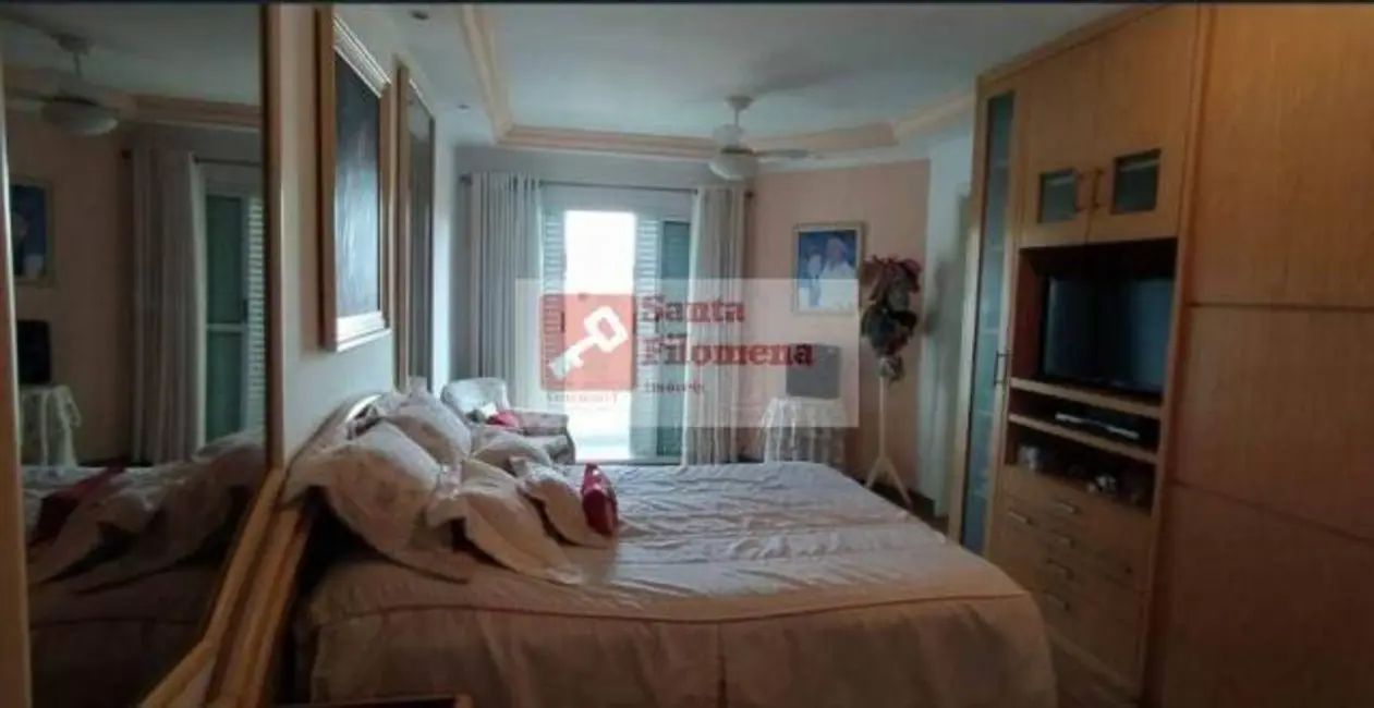 Sobrado com 3 quartos à venda, 125m2 em Bangú, Santo Andre - SP - imagem 5 Foto 5 de Sobrado com 3 quartos à venda, 125m2 em Bangú, Santo Andre - SP