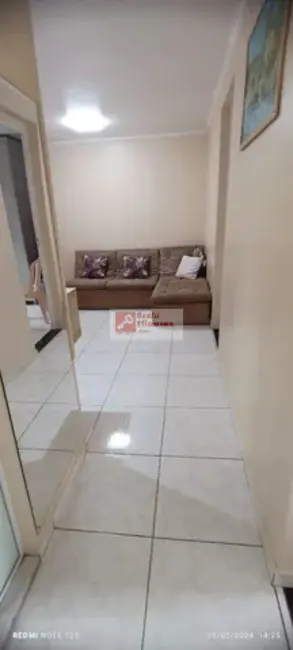 Apartamento à venda, 50m2 em Jardim Santo André, Santo Andre - SP - imagem 4 Foto 4 de Apartamento à venda, 50m2 em Jardim Santo André, Santo Andre - SP