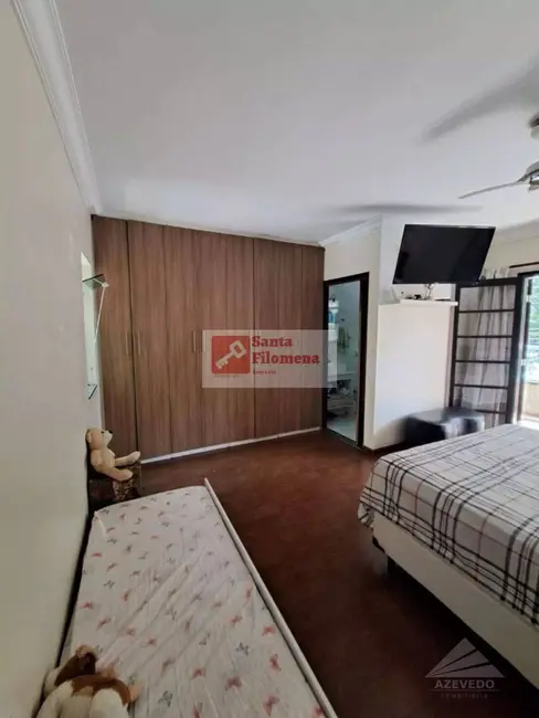 Foto 8 de Sobrado com 3 quartos à venda, 245m2 em Parque São Vicente, Maua - SP