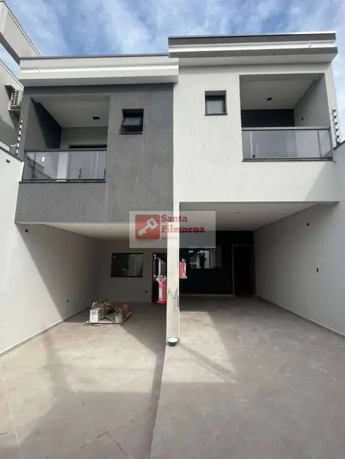 Sobrado com 3 quartos à venda, 126m2 em Vila Metalúrgica, Santo Andre - SP - imagem 2 Foto 2 de Sobrado com 3 quartos à venda, 126m2 em Vila Metalúrgica, Santo Andre - SP