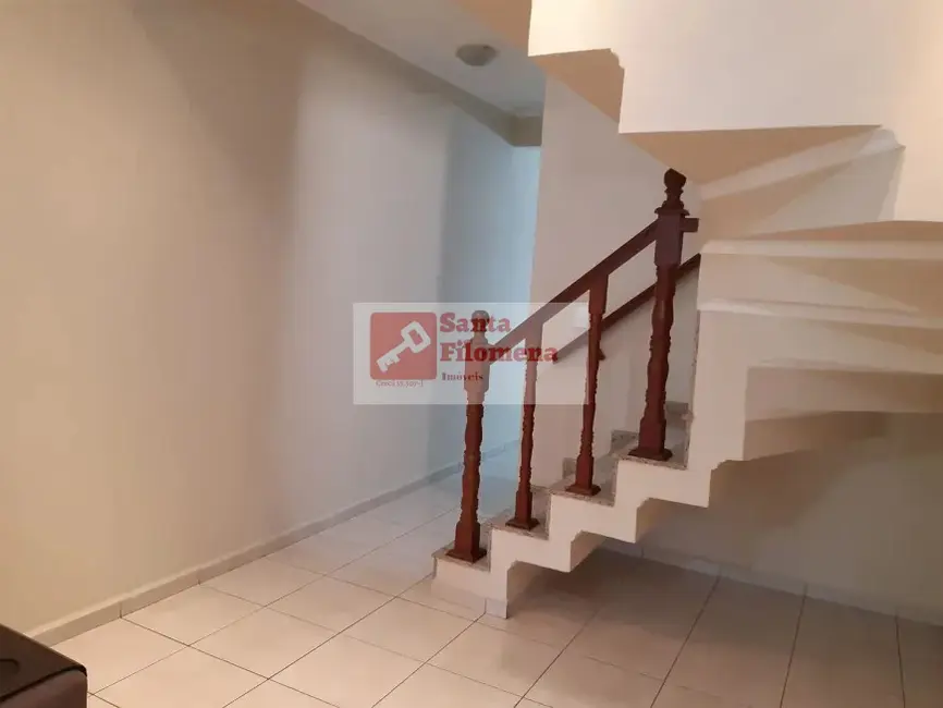 Casa com 3 quartos à venda, 137m2 em Parque Jaçatuba, Santo Andre - SP - imagem 2 Foto 2 de Casa com 3 quartos à venda, 137m2 em Parque Jaçatuba, Santo Andre - SP