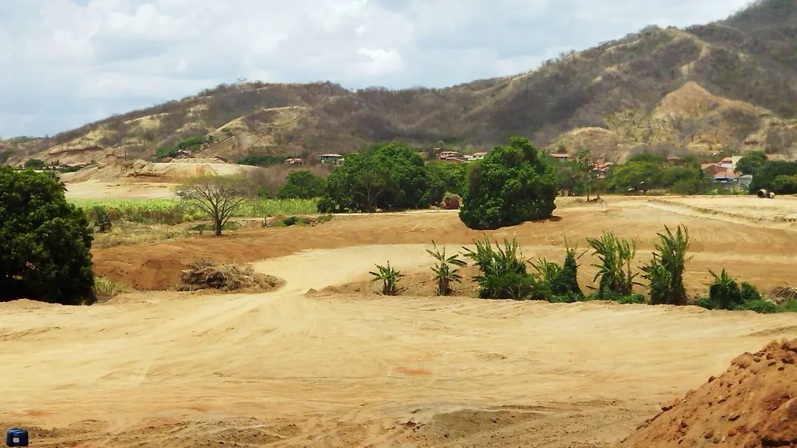 Terreno / Lote à venda, 150m2 em Maranguape - CE - imagem 7 Foto 7 de Terreno / Lote à venda, 150m2 em Maranguape - CE