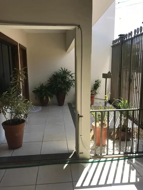 Foto 3 de Casa com 4 quartos à venda, 232m2 em Presidente Venceslau - SP