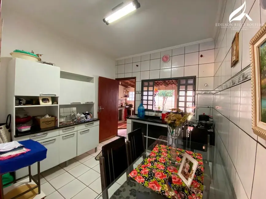 Foto 9 de Casa com 2 quartos à venda, 132m2 em Presidente Venceslau - SP