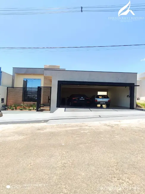 Foto 1 de Casa com 3 quartos à venda, 139m2 em Presidente Venceslau - SP
