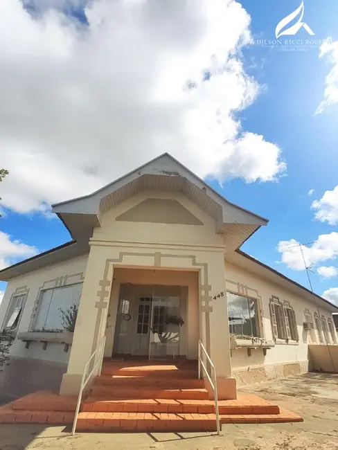 Foto 1 de Casa com 5 quartos à venda, 316m2 em Presidente Venceslau - SP