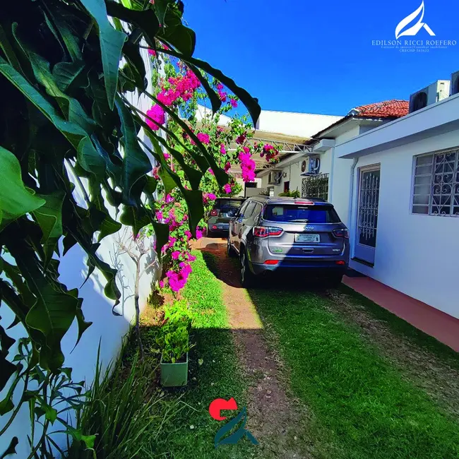Foto 2 de Casa com 7 quartos à venda, 384m2 em Centro, Presidente Venceslau - SP