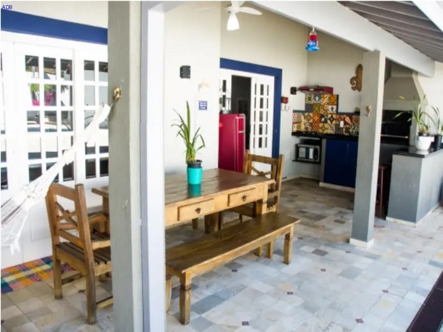 Casa de Condomínio com 3 quartos à venda, 320m2 em Pindamonhangaba - SP - imagem 9 Foto 9 de Casa de Condomínio com 3 quartos à venda, 320m2 em Pindamonhangaba - SP