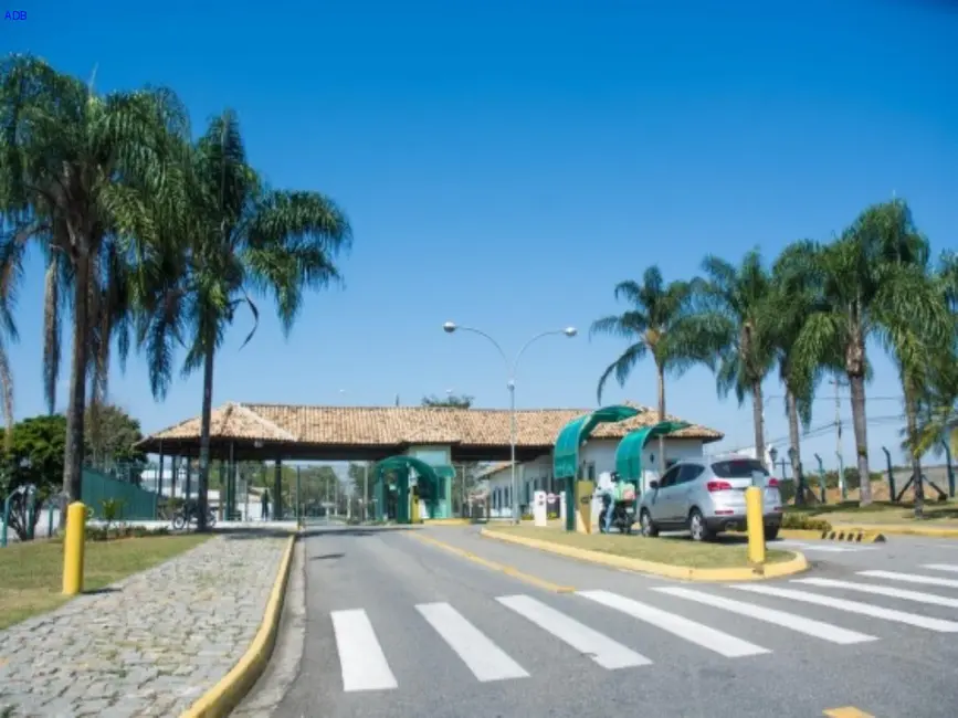 Casa de Condomínio com 3 quartos à venda, 320m2 em Pindamonhangaba - SP - imagem 2 Foto 2 de Casa de Condomínio com 3 quartos à venda, 320m2 em Pindamonhangaba - SP