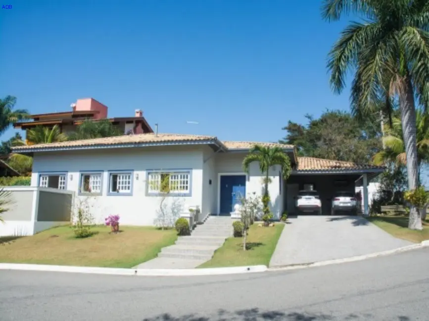 Casa de Condomínio com 3 quartos à venda, 320m2 em Pindamonhangaba - SP - imagem 1 Foto 1 de Casa de Condomínio com 3 quartos à venda, 320m2 em Pindamonhangaba - SP