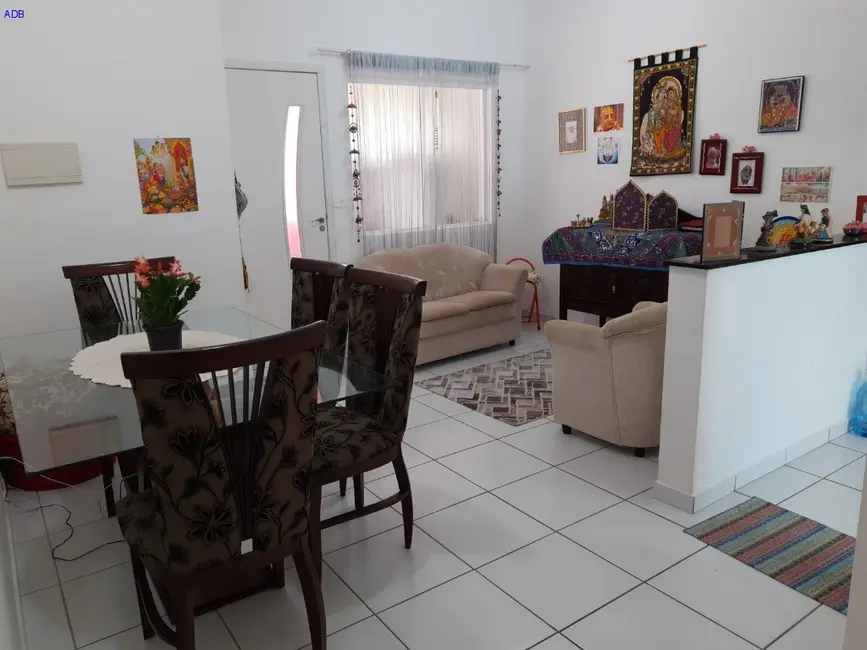 Foto 1 de Casa de Condomínio com 3 quartos à venda, 78m2 em Piracangaguá, Taubate - SP