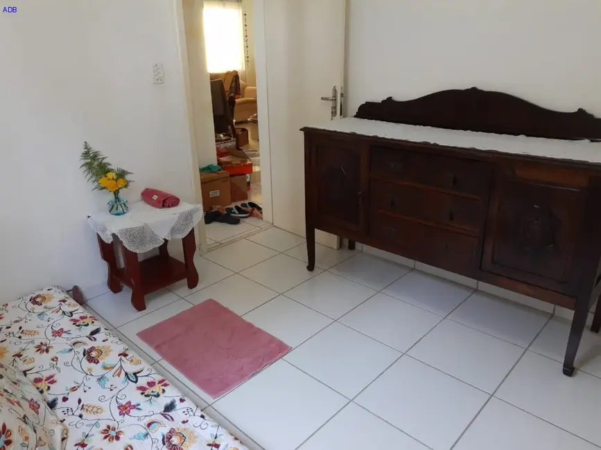 Foto 8 de Casa de Condomínio com 3 quartos à venda, 78m2 em Piracangaguá, Taubate - SP