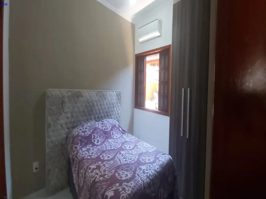 Foto 5 de Casa com 3 quartos à venda, 86m2 em Pindamonhangaba - SP