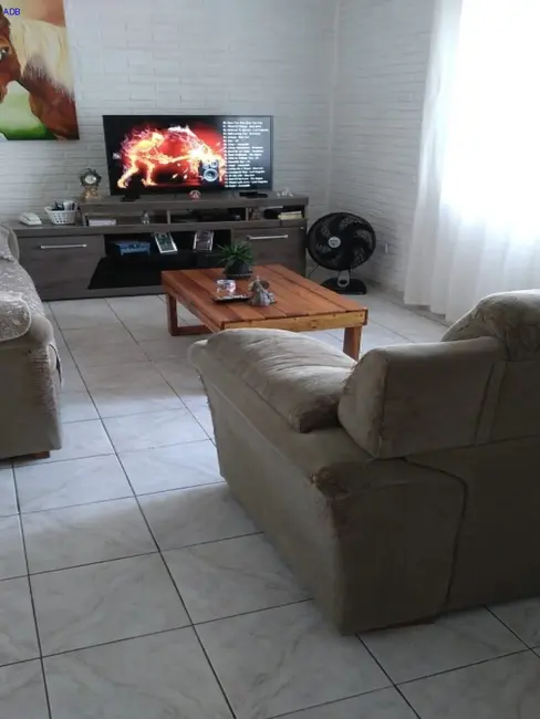 Foto 4 de Casa com 3 quartos à venda, 139m2 em Pindamonhangaba - SP