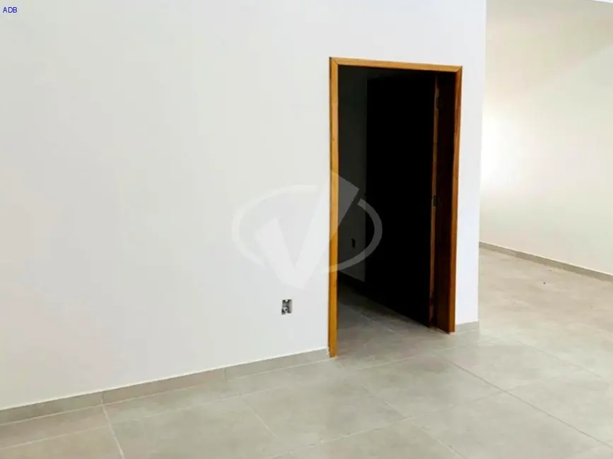 Foto 4 de Casa com 2 quartos à venda, 50m2 em Pindamonhangaba - SP