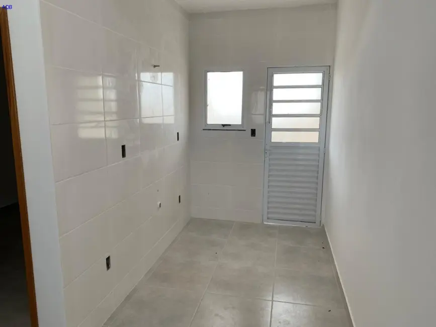 Foto 8 de Casa com 2 quartos à venda, 50m2 em Pindamonhangaba - SP