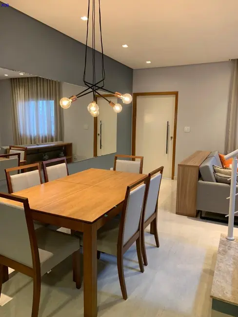 Foto 5 de Casa de Condomínio com 2 quartos à venda, 119m2 em Vila Areao, Taubate - SP