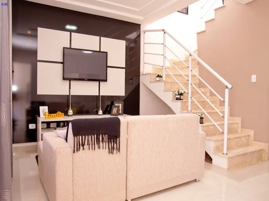 Foto 7 de Casa de Condomínio com 2 quartos à venda, 119m2 em Vila Areao, Taubate - SP