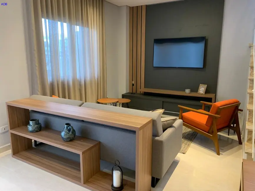 Foto 3 de Casa de Condomínio com 2 quartos à venda, 119m2 em Vila Areao, Taubate - SP