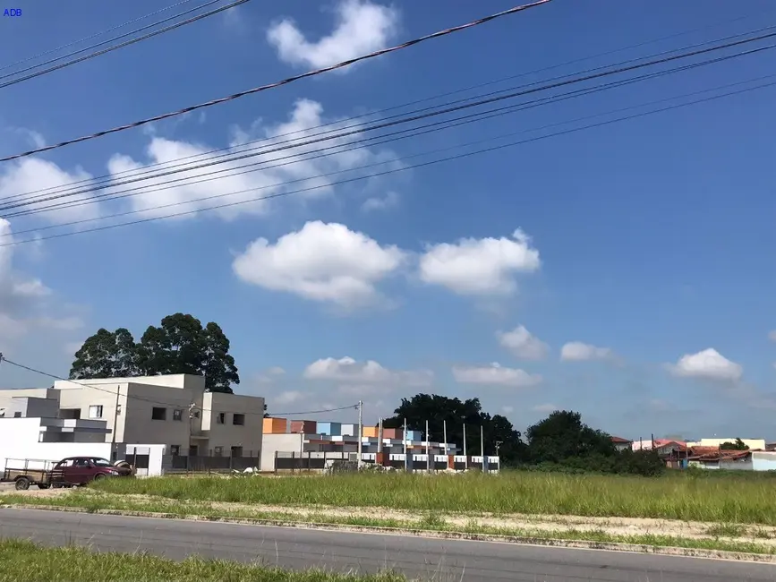 Foto 4 de Casa com 2 quartos à venda, 51m2 em Conjunto Habitacional Terra dos Ipês, Pindamonhangaba - SP