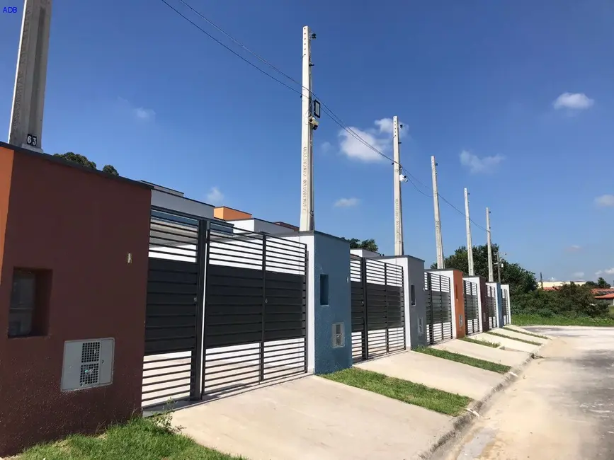 Foto 6 de Casa com 2 quartos à venda, 51m2 em Conjunto Habitacional Terra dos Ipês, Pindamonhangaba - SP