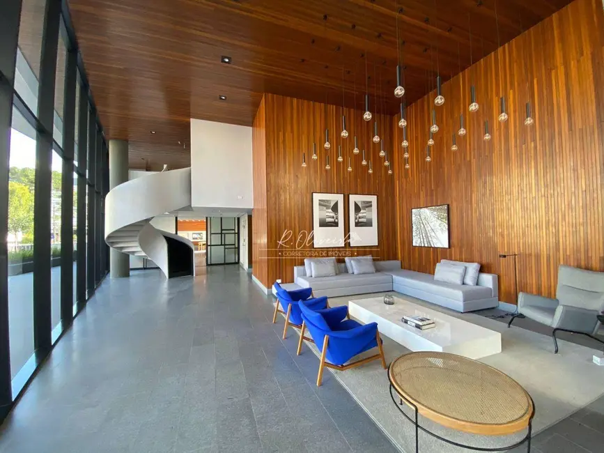 Apartamento com 2 quartos à venda, 169m2 em Juvevê, Curitiba - PR - imagem 4 Foto 4 de Apartamento com 2 quartos à venda, 169m2 em Juvevê, Curitiba - PR