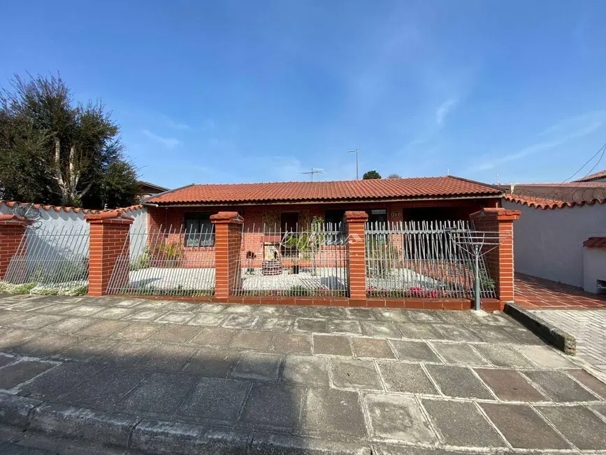 Casa com 3 quartos à venda, 455m2 em Boneca do Iguaçu, Sao Jose Dos Pinhais - PR - imagem 4 Foto 4 de Casa com 3 quartos à venda, 455m2 em Boneca do Iguaçu, Sao Jose Dos Pinhais - PR