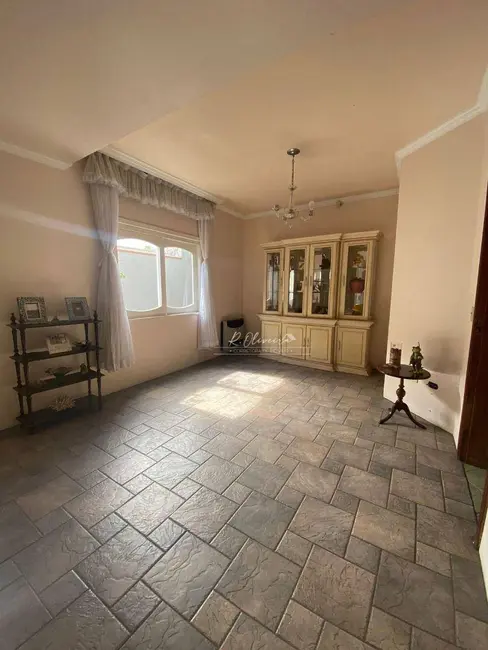 Sobrado com 3 quartos à venda, 285m2 em Afonso Pena, Sao Jose Dos Pinhais - PR - imagem 6 Foto 6 de Sobrado com 3 quartos à venda, 285m2 em Afonso Pena, Sao Jose Dos Pinhais - PR