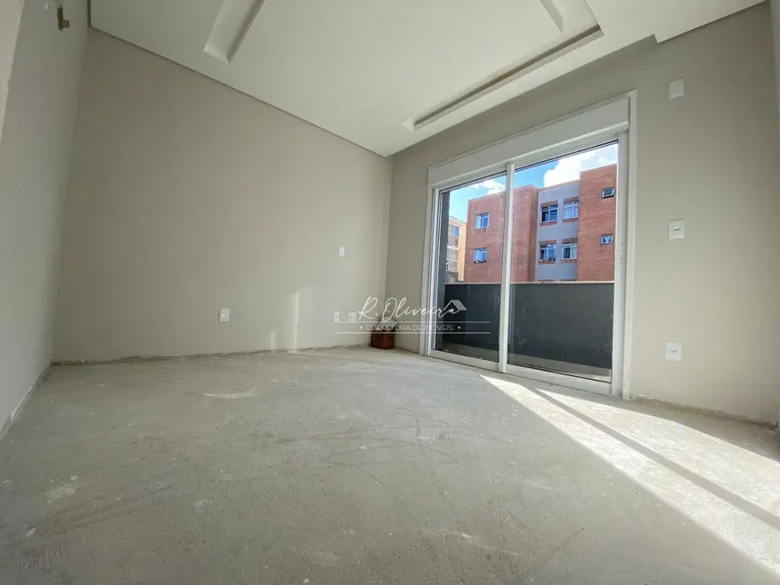 Foto 7 de Sobrado com 3 quartos à venda, 125m2 em Uberaba, Curitiba - PR