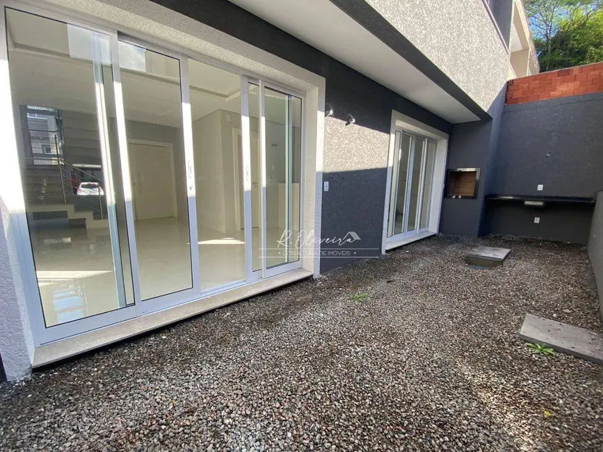 Foto 8 de Sobrado com 3 quartos à venda, 125m2 em Uberaba, Curitiba - PR