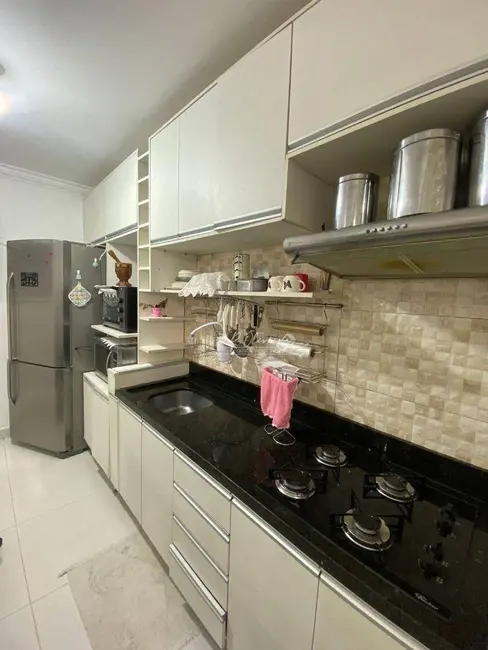 Apartamento com 2 quartos à venda, 42m2 em Centro, Matinhos - PR - imagem 3 Foto 3 de Apartamento com 2 quartos à venda, 42m2 em Centro, Matinhos - PR
