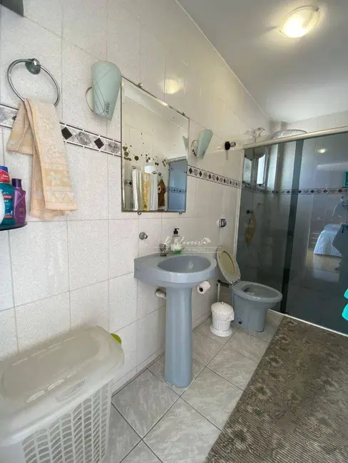 Sobrado com 3 quartos à venda, 130m2 em Fanny, Curitiba - PR - imagem 7 Foto 7 de Sobrado com 3 quartos à venda, 130m2 em Fanny, Curitiba - PR
