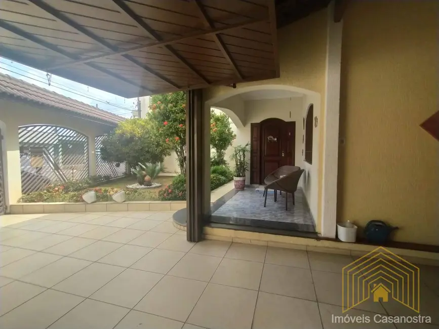 Foto 4 de Casa com 3 quartos à venda, 220m2 em Jardim das Nações, Guarulhos - SP