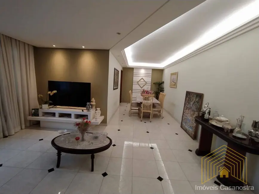 Apartamento com 3 quartos à venda, 130m2 em Ponta da Praia, Santos - SP - imagem 2 Foto 2 de Apartamento com 3 quartos à venda, 130m2 em Ponta da Praia, Santos - SP