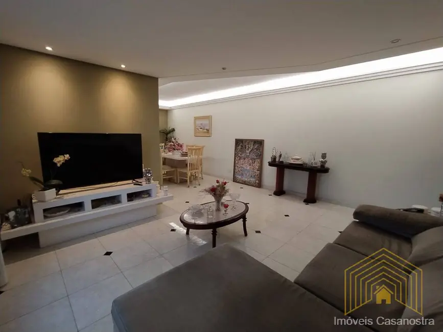 Apartamento com 3 quartos à venda, 130m2 em Ponta da Praia, Santos - SP - imagem 3 Foto 3 de Apartamento com 3 quartos à venda, 130m2 em Ponta da Praia, Santos - SP