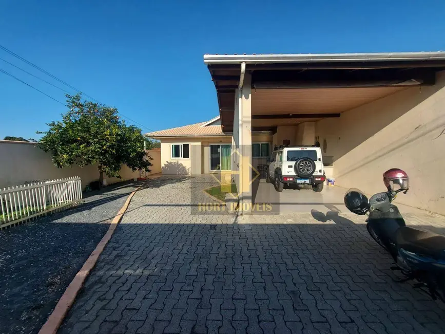 Casa com 4 quartos à venda, 297m2 em Bombinhas - SC - imagem 1 Foto 1 de Casa com 4 quartos à venda, 297m2 em Bombinhas - SC