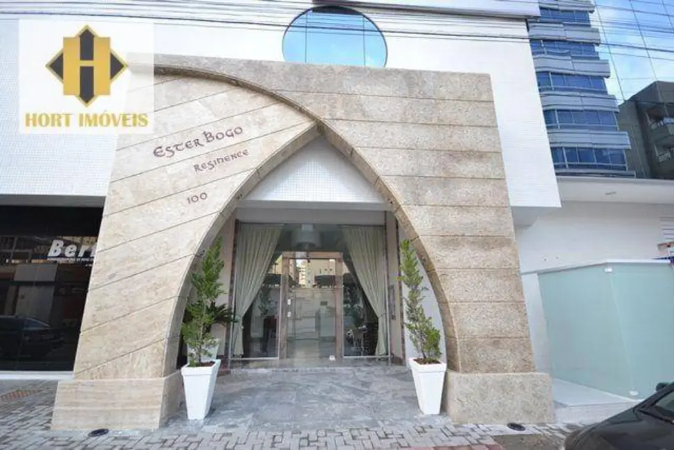 Foto 2 de Apartamento com 3 quartos à venda, 255m2 em Meia Praia, Itapema - SC