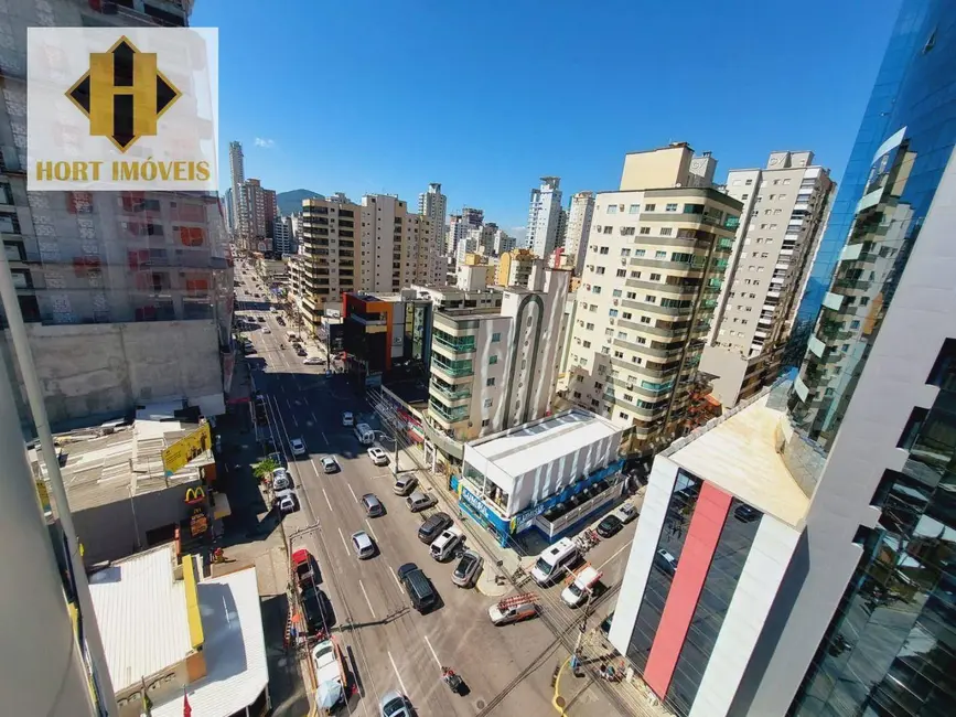 Foto 6 de Apartamento com 3 quartos à venda, 255m2 em Meia Praia, Itapema - SC