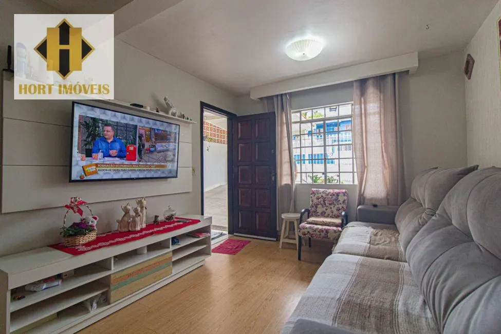 Sobrado com 3 quartos à venda, 160m2 em Bairro Alto, Curitiba - PR - imagem 5 Foto 5 de Sobrado com 3 quartos à venda, 160m2 em Bairro Alto, Curitiba - PR