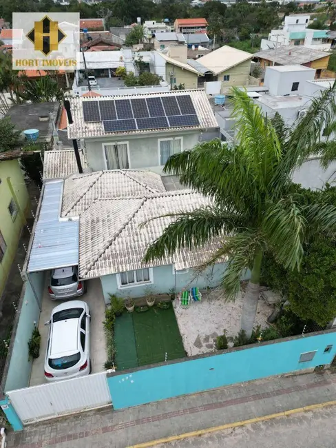 Casa com 4 quartos à venda, 257m2 em Bombinhas - SC - imagem 3 Foto 3 de Casa com 4 quartos à venda, 257m2 em Bombinhas - SC