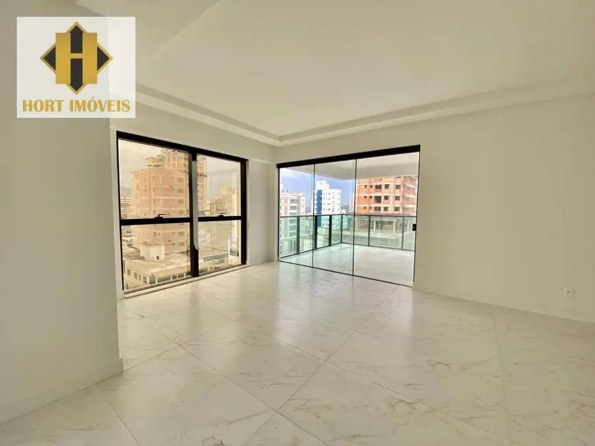 Foto 5 de Apartamento com 3 quartos à venda, 229m2 em Meia Praia, Itapema - SC