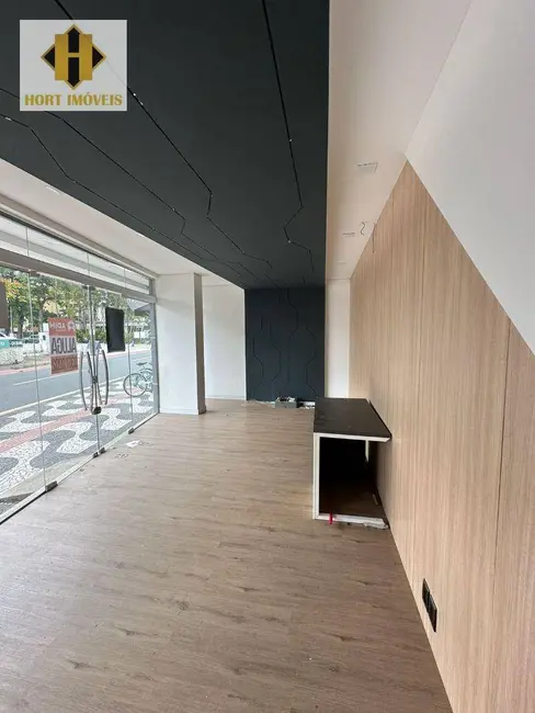 Sala Comercial para alugar, 72m2 em Centro, Balneario Camboriu - SC - imagem 6 Foto 6 de Sala Comercial para alugar, 72m2 em Centro, Balneario Camboriu - SC